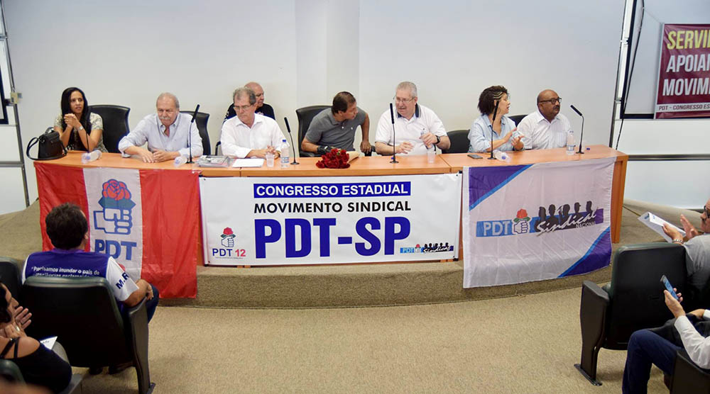 Congresso PDT | Diretora Elisângela Lima foi a representante do funcionalismo de Suzano