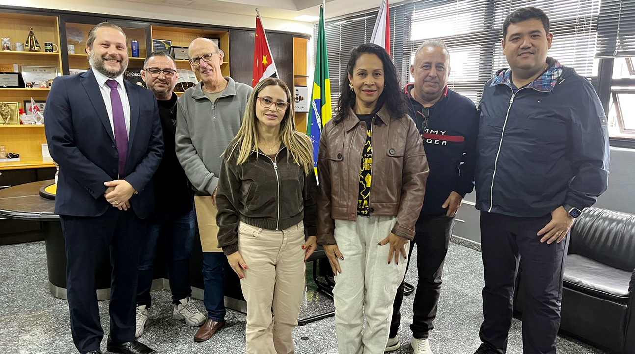 Sindicato reforça apoio coletivo nas tratativas das Auxiliares de Desenvolvimento Educacional (ADEs)