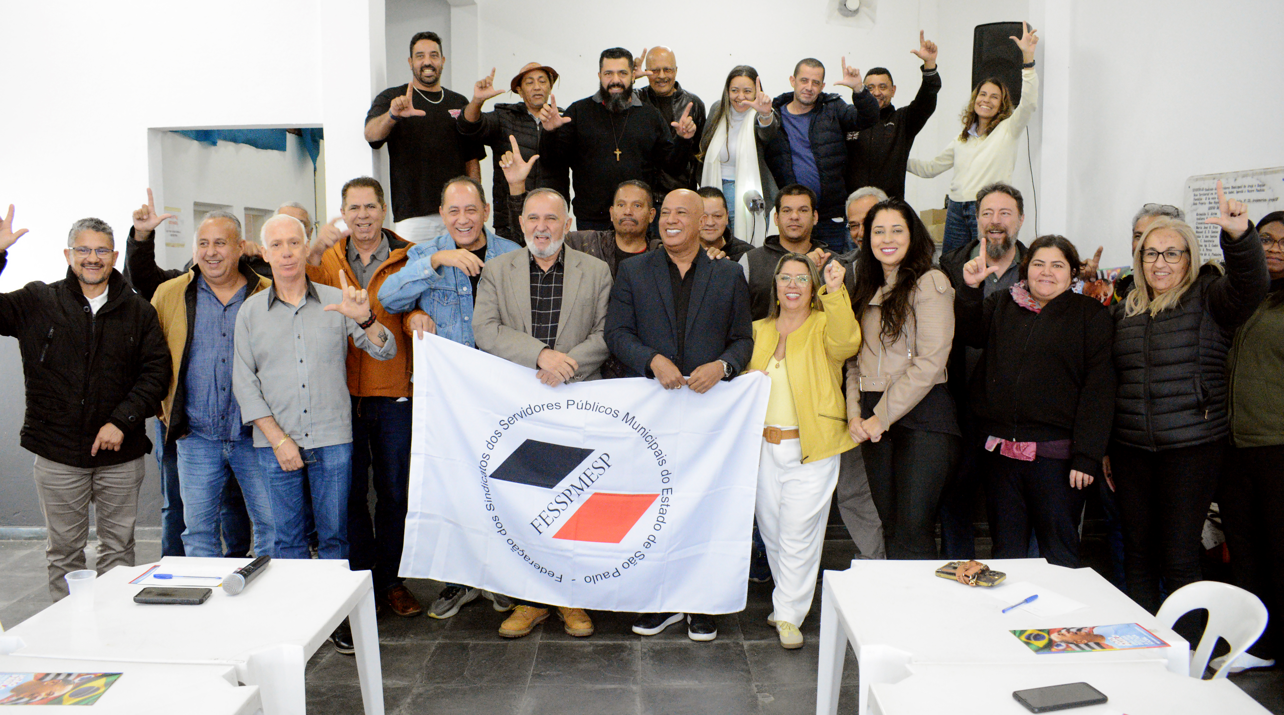 Diretores marcam presença em encontro sindical no Alto Tietê, em Arujá, em defesa do serviço público estadual